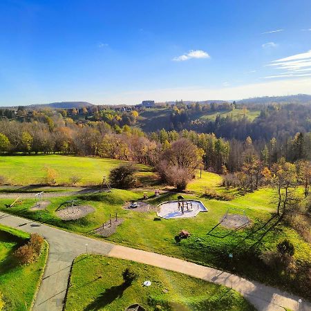 Apartment Brockenblick Mit Tollen Blick Und Schwimmbad Braunlage Luaran gambar